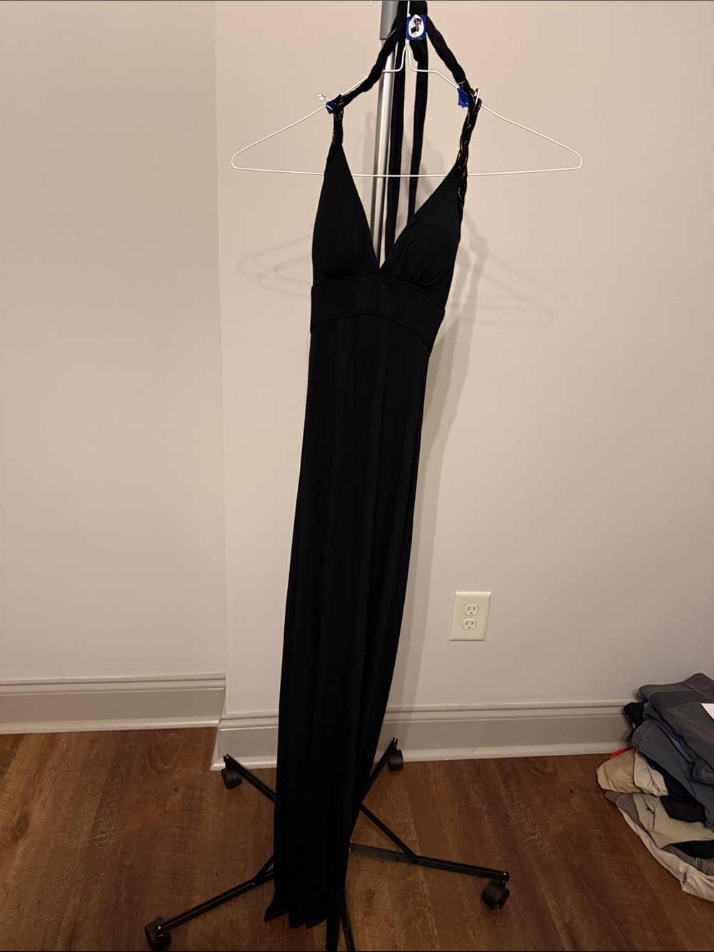 Guess Black Halter-Style Maxi Dress